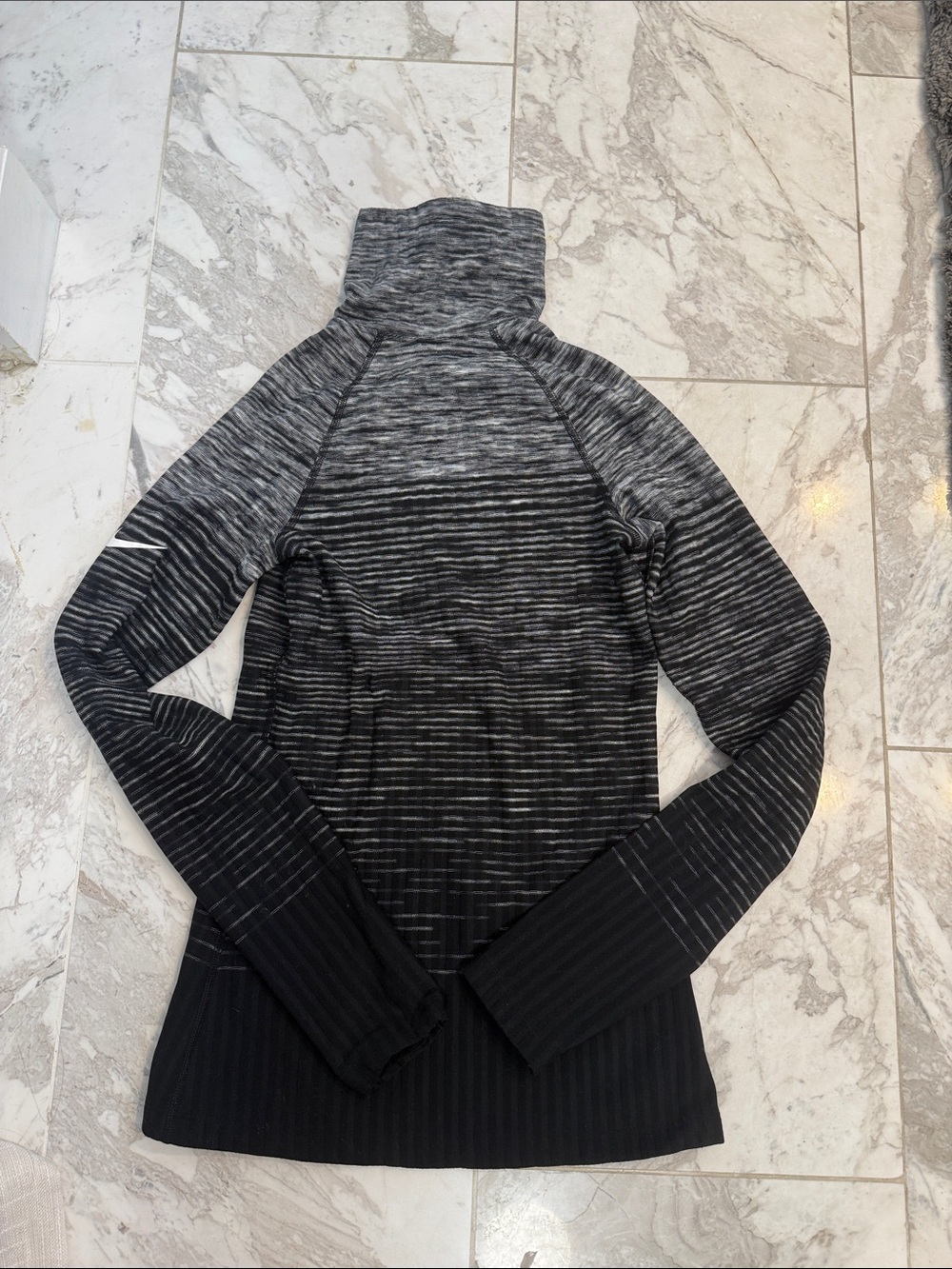 Nike Pro hyper warm women’s top